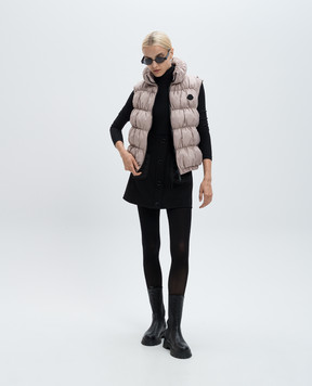 Moncler Рожевий стьобаний пуховий жилет Apriate J20931A000265973I