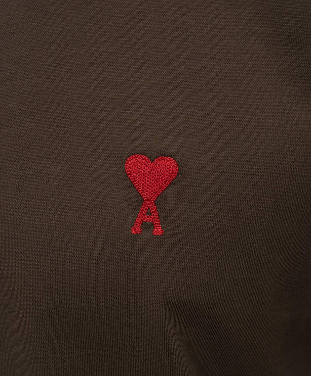 Ami Paris - Коричневая футболка с вышивкой Ami de Coeur UTS035724