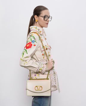 Valentino Бежевая кожаная сумка Vain 6W2B0R16GCB
