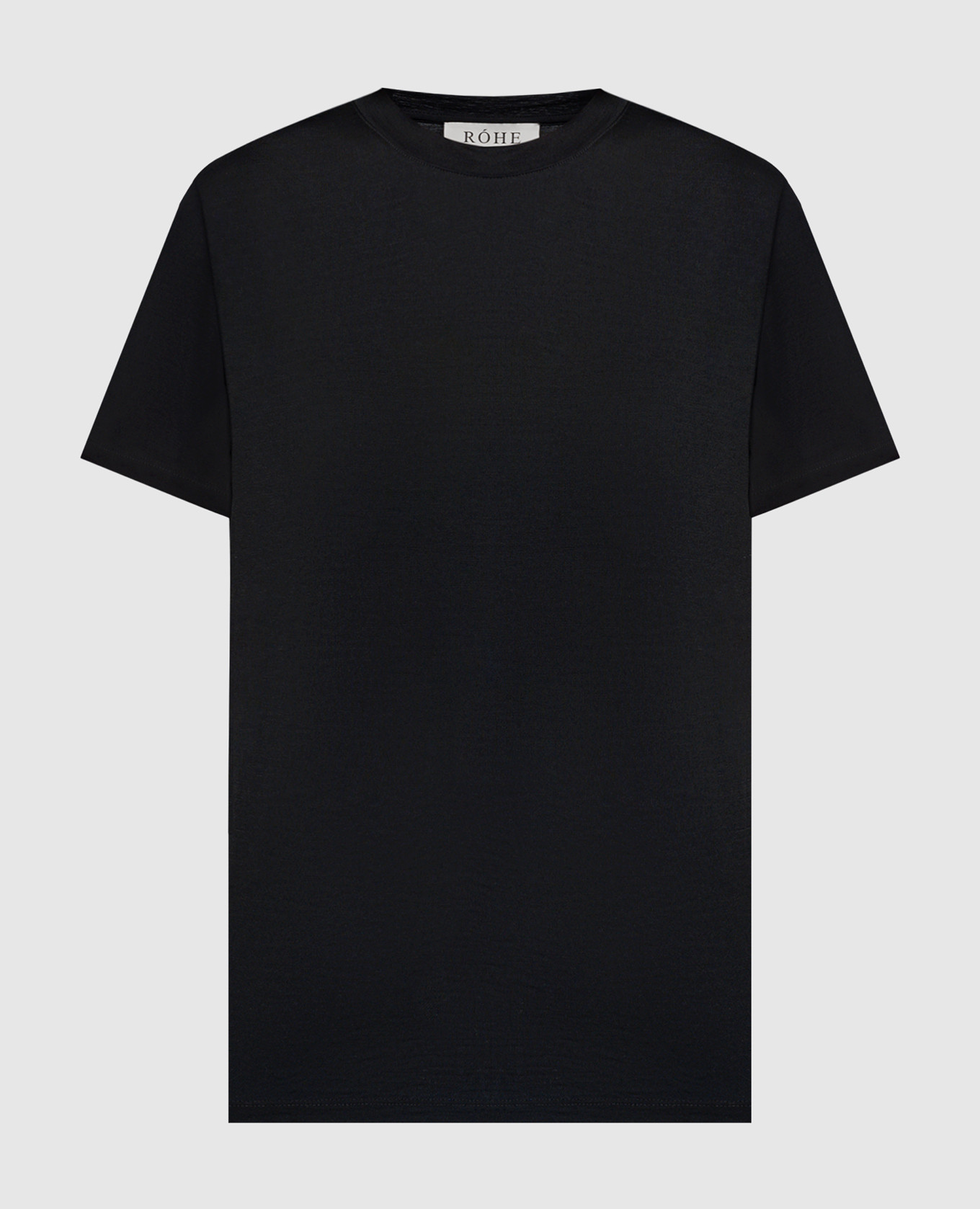 Black T-shirt made of wool