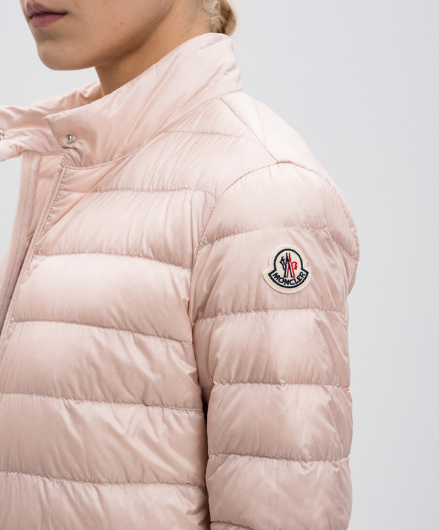 Moncler - Розовая стеганная пуховая куртка с нашивкой логотипа