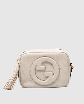 Gucci Бежевая кожаная сумка кросс-боди с фактурным логотипом 7423601IV0G