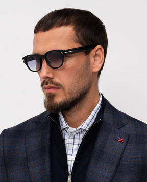 Tom Ford Чорні сонцезахисні окуляри FT1041D