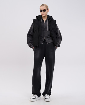 Alexander Wang Черный пуховый жилет с фактурным патчем логотипа 1WC1252626