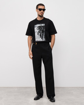 Versace Черная футболка с принтом 10133021A15085