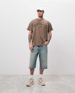 Maison Margiela MM6 Коричнева футболка з принтом логотипа SH0GC0046S24312