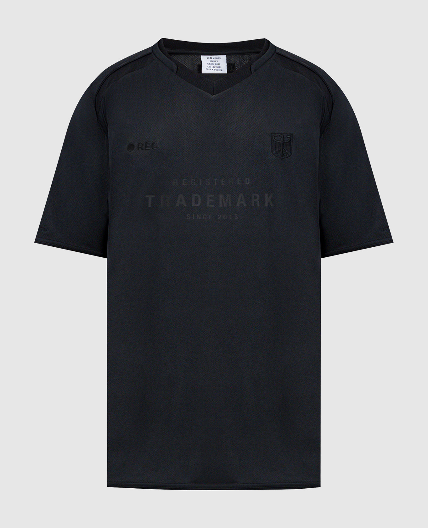 

Черная футболка с принтом Trademark, Черный, Футболки