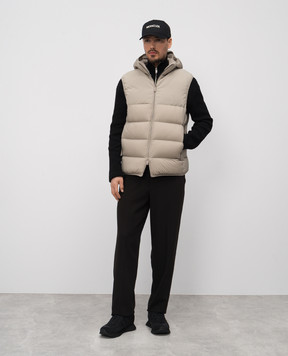 Moncler Бежевий пуховий жилет Bresse з фактурним логотипом K10911A00029597YD