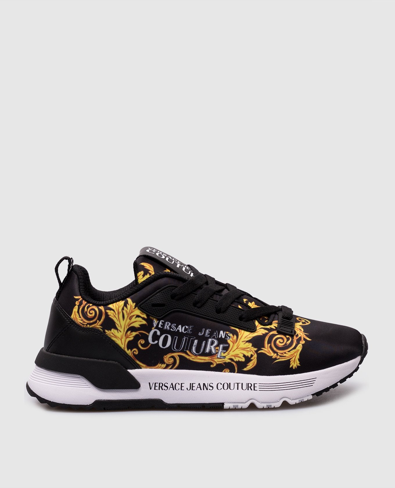 Black Dynamic sneakers with a baroque logo