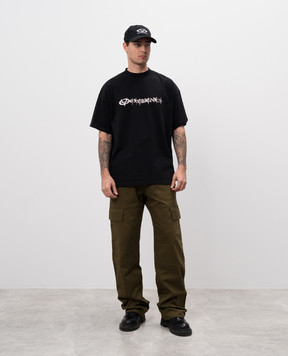 Vetements Чорна футболка з принтом логотипа UA66TR650B
