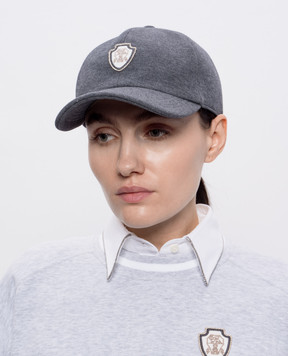 Brunello Cucinelli Сіра кепка з нашивкою емблеми MCAP90096
