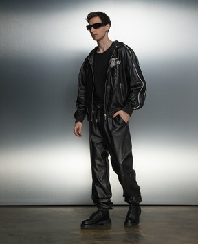 Off-White Черные кожаные джоггеры с логотипом Arrow OMJB037S24LEA001