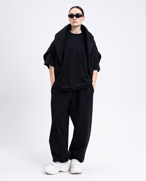 Vetements Чорна футболка з вишивкою логотипа UH76TR100Bw