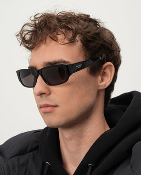 Balenciaga Чорні сонцезахисні окуляри з контрастним логотипом 794349T0039
