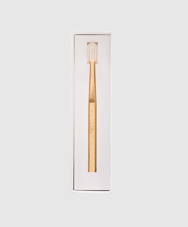 Золотистая зубная щетка с покрытием 24 карат