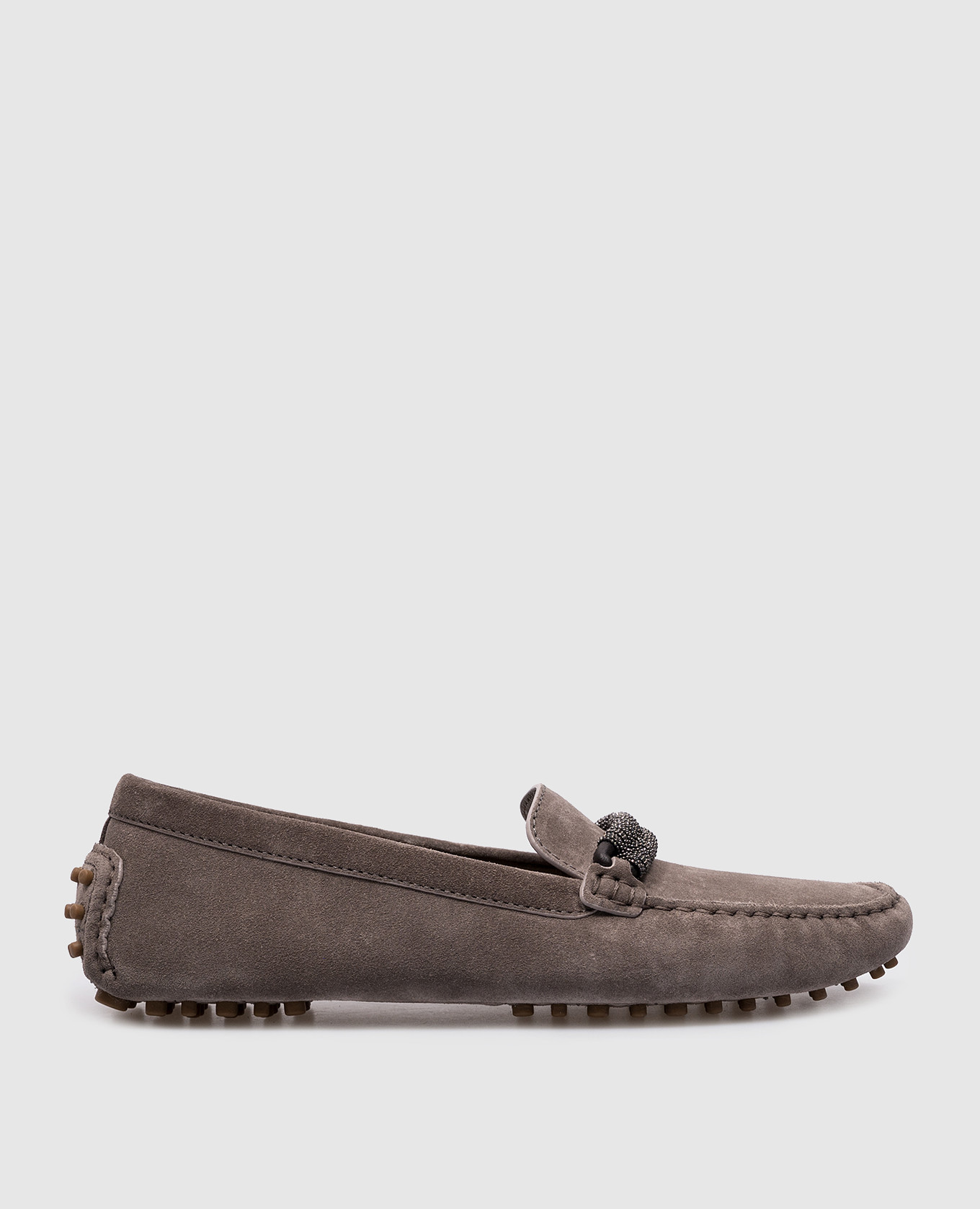 Beige suede moccasins with monil chain