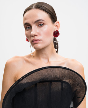 Magda Butrym Червоні сережки у формі троянди 7097250000013