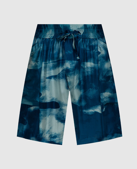 Blue shorts made of silk in an abstract pattern