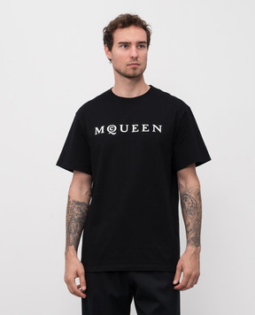 Alexander McQueen Черная футболка с фактурным логотипом 828420QTADD