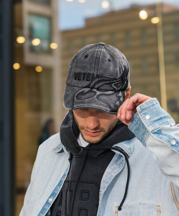Vetements Серая кепка с вышивкой UA65CA190B изображение 5