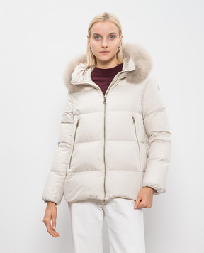 Moncler Бежевый пуховик Laichefur с мехом J20931A0017454AQE