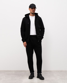 Trussardi Черная спортивная куртка с вышивкой эмблемы G8068000028NMF503F01