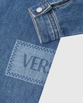 Versace Дитяча синя джинсова сорочка з логотипом 10210651A15378