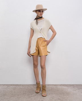 Brunello Cucinelli Бежевые кожаные шорты MPB1SP1347y