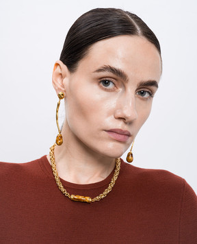 House of Fou Золотисті сережки Waka Amber з позолотою 22 карат WAKALONGWITHDROPS