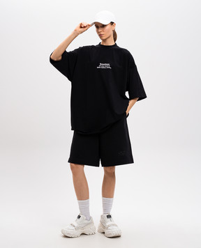 Vetements Чорна футболка з контрастним принтом UA66TR690Bw