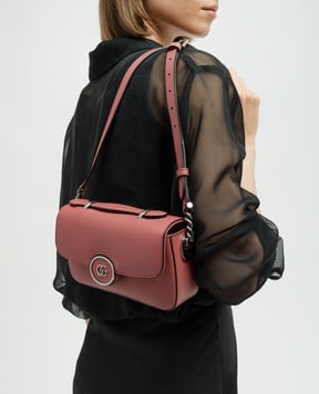 Gucci Рожева шкіряна сумка крос-боді з металевим логотипом 739722AABSG