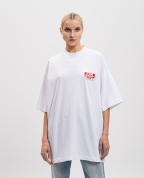 Vetements Біла футболка з принтом логотипа UA66TR745Ww