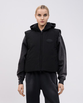 Alexander Wang Черный пуховый жилет с фактурным патчем логотипа 1WC1252626