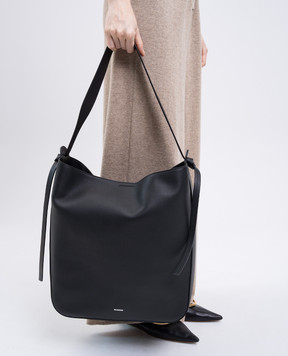 Jil Sander Чорна шкіряна сумка Knot з логотипом J07ZH0061P6582