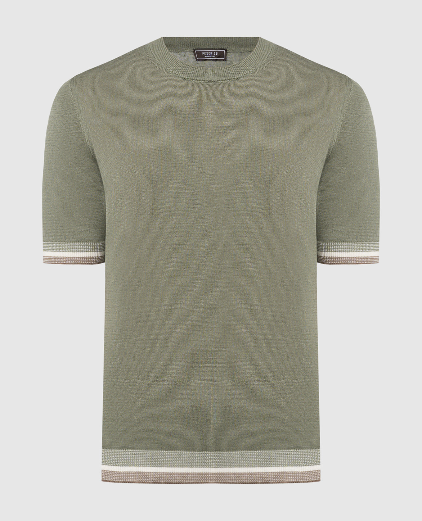 Green t-shirt with linen