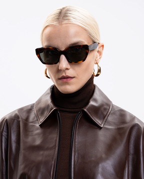 Saint Laurent Коричневі сонцезахисні окуляри 826 з ефектом черепахового панцира 843052Y9956