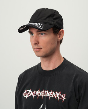 Vetements Черная кепка с контрастной вышивкой логотипа UA65CA180B
