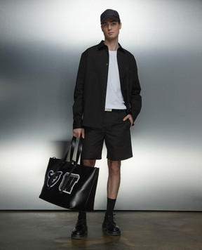 Off-White Чорна сорочка з ажурною вишивкою логотипа OMGE040S24FAB004