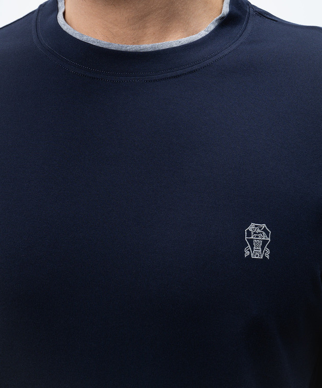 Brunello Cucinelli Синяя футболка с эмблемой с эффектом наложения слоев M0B137427G изображение 5