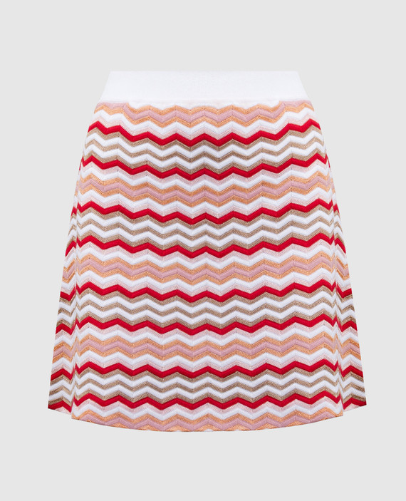 A skirt in a geometric pattern