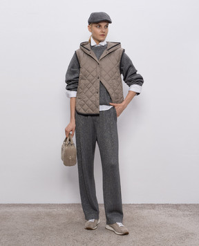 Brunello Cucinelli Бежевый стеганый жилет с цепочкой мониль MR4057999P