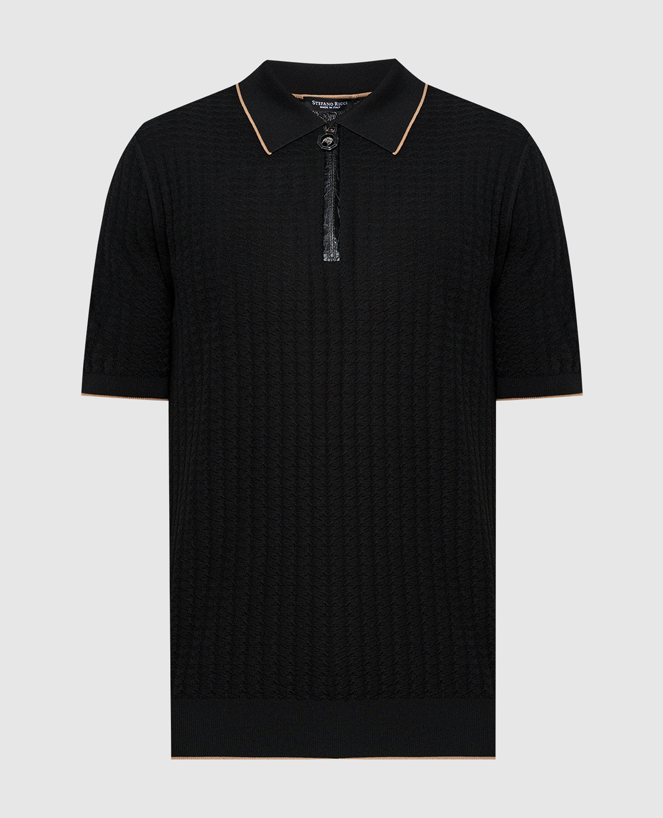 Black polo with silk in a textured pattern