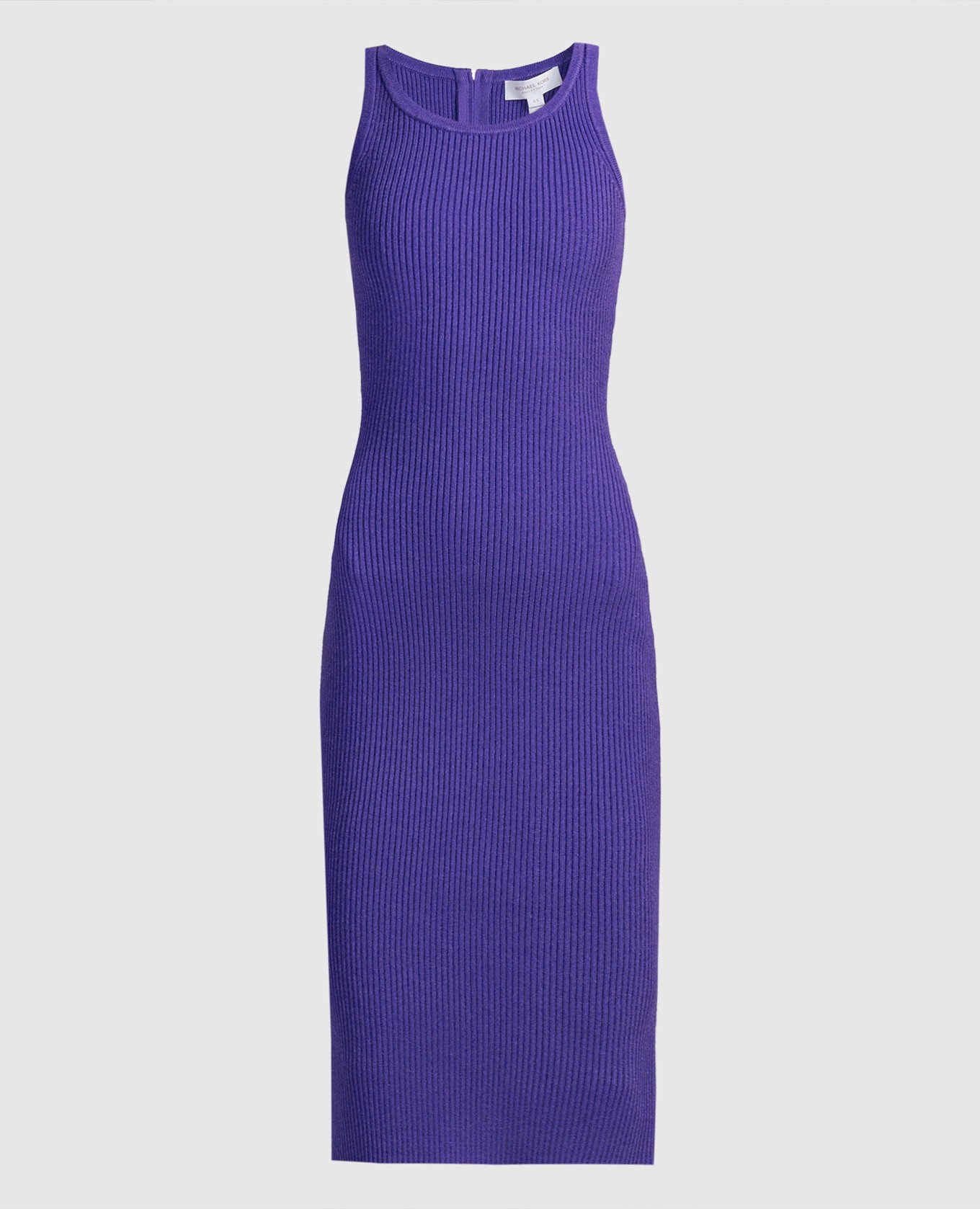 Purple sheath dress with a scar