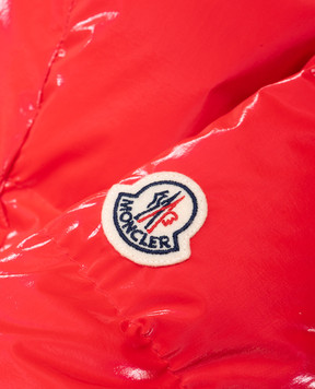 Moncler ENFANT Дитячий червоний пуховик з нашивкою логотипа 1A00088596T21214