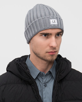 C.P. Company Серая шапка из шерсти с логотипом MAC738A005509A