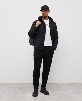 Trussardi Чорна стьобана куртка з емблемою F004M000009NMO801N10