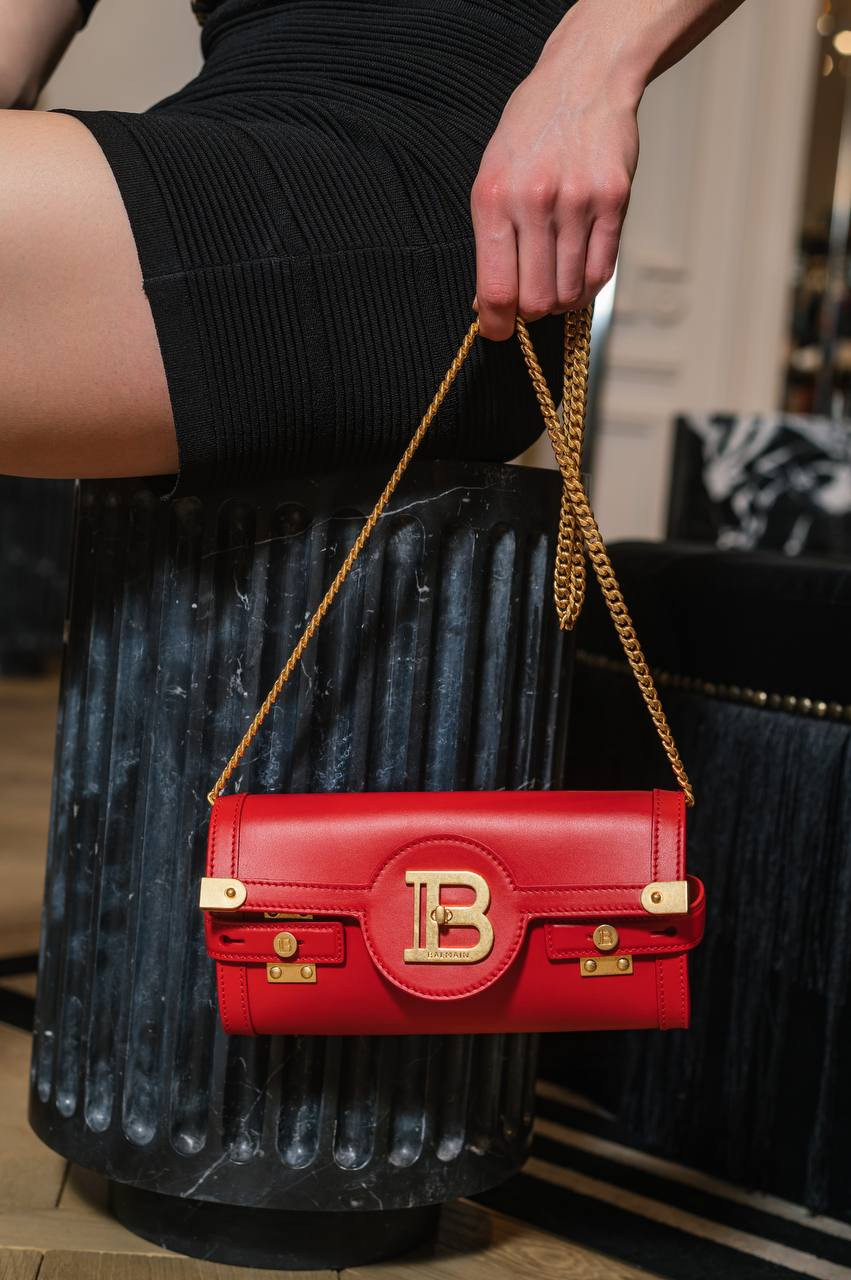 Balmain - Красная кожаная сумка B-Buzz EN1LE596LAVE купить в Symbol