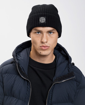 Stone Island Чорна шапка з нашивкою логотипа K2S15N100012S00B4