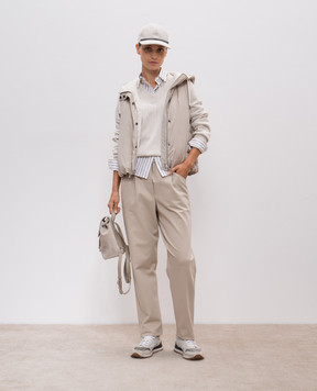 Brunello Cucinelli Бежевый пуловер из кашемира с цепочкой мониль M12190302