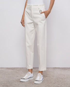Brunello Cucinelli Белые брюки с нашивкой логотипа MA126P8873